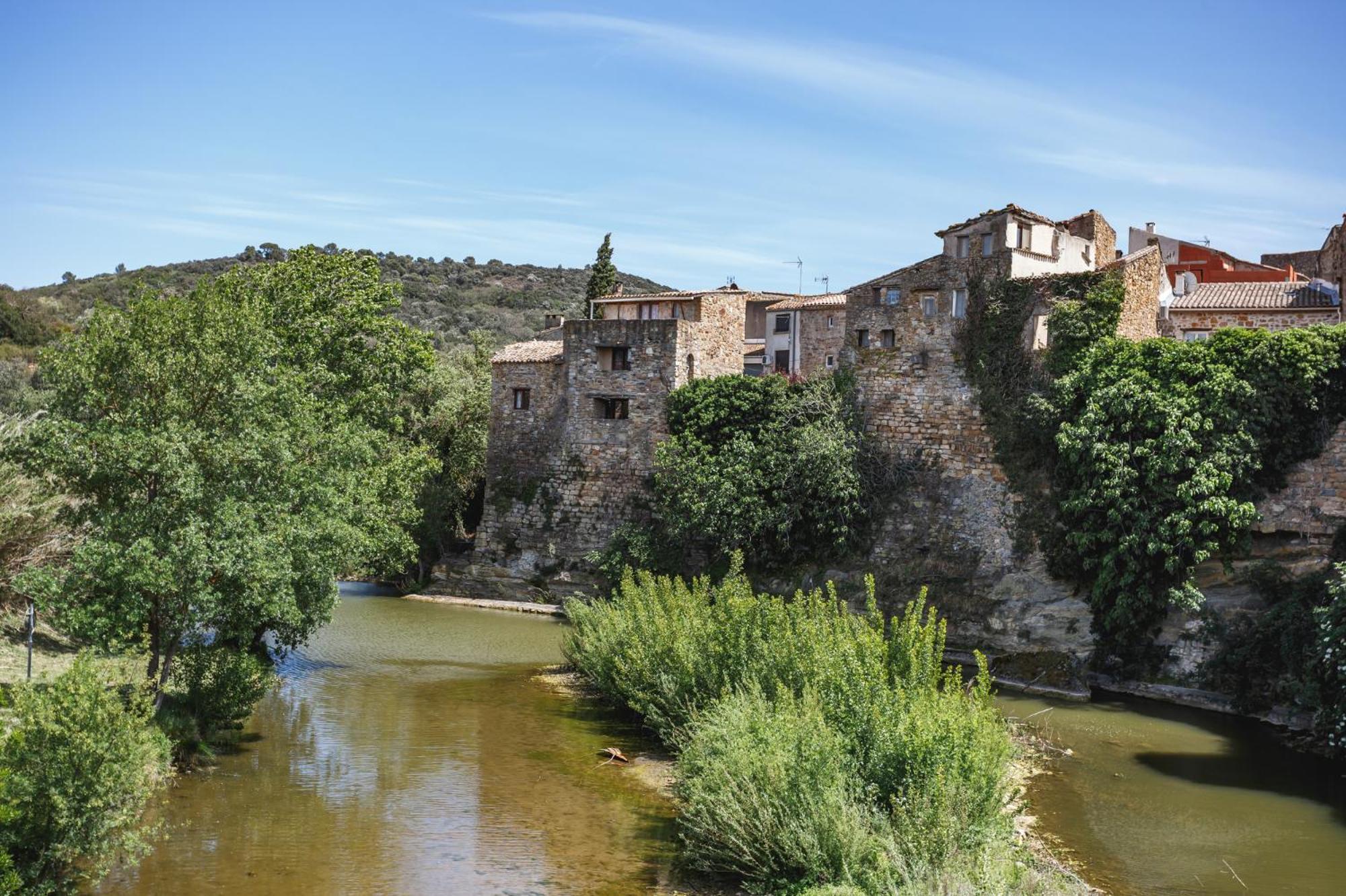 Cosy Apartment In Ancient Gabian With River And Vineyard Views Esterno foto
